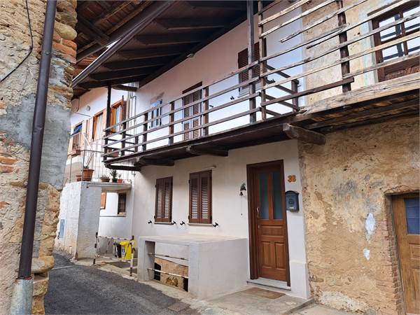 Porzione di Casa in vendita a Barbania